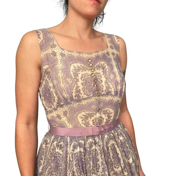 1950s Shirley Lee Purple Floral Fit and Flare Cocktail Dress - Picture 3 of 9